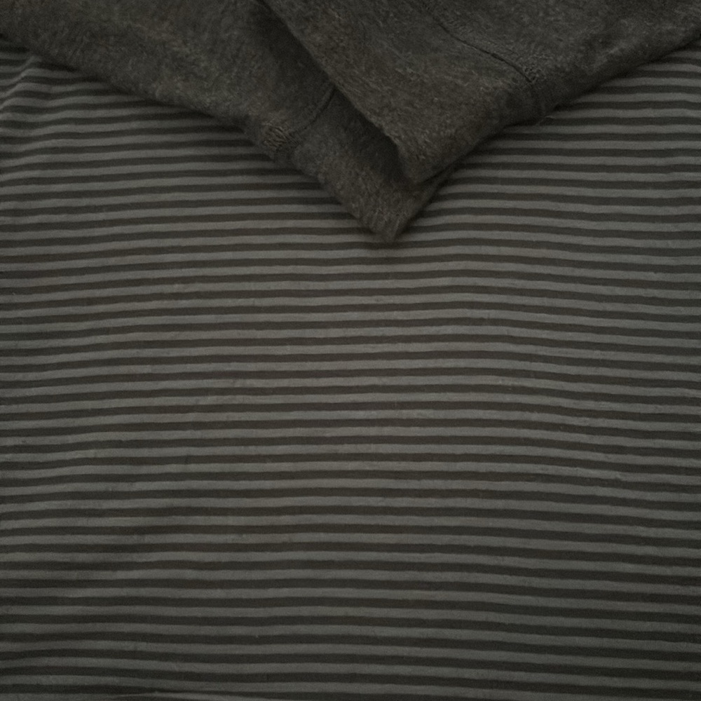 Hurley Hooded Shirt - Picture 3 of 4